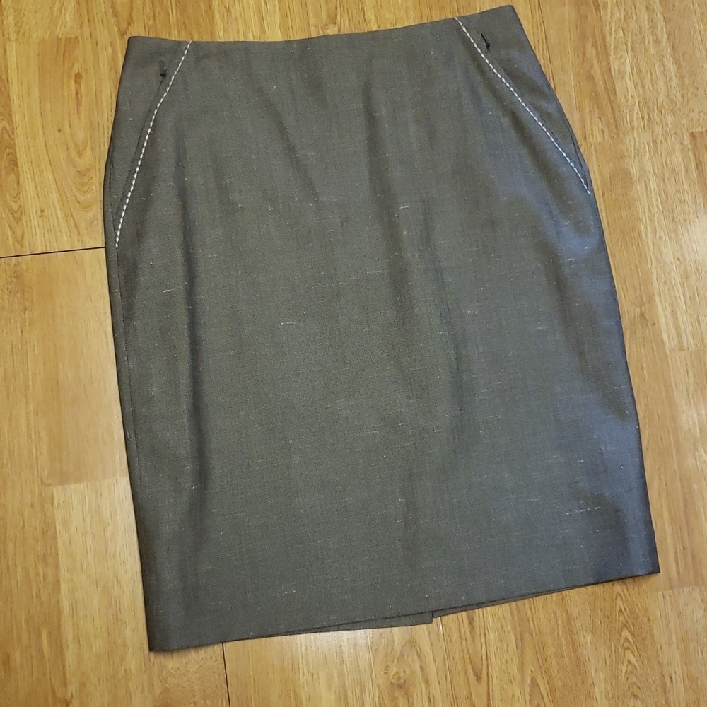 Worth gray wool/silk blend skirt sz 6